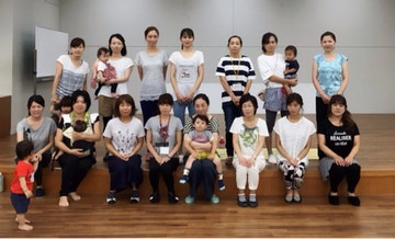 出張ヨガのご依頼をお受けしています